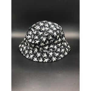 Lurking Class Black‎ Flying White Lurker Gargoyle Bucket Hat by Sketchy Tank